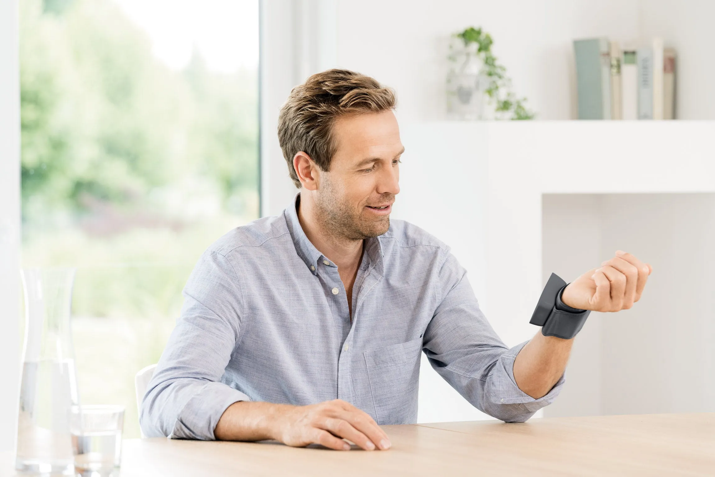 Beurer Wrist Blood Pressure Monitor Black Battery Manometry Detects Tachycardia Average Bl